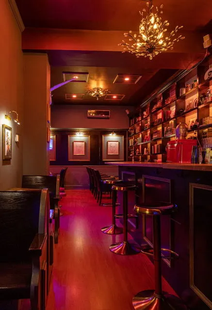 Upstairs Cocktail Bar