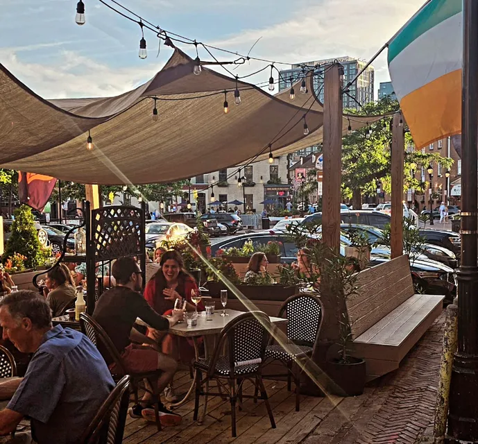 Slainte Irish Pub and Restaurant