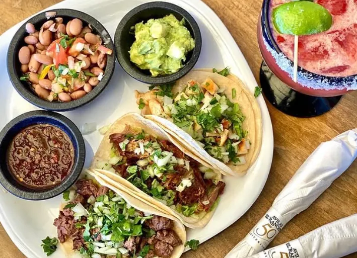 Avila's El Ranchito