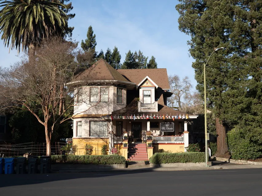 The Charles Napa, an Artfully Designed Inclusive Inn