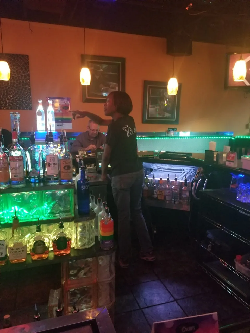Oscar's Bar