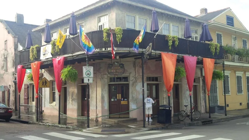 Good Friends Bar