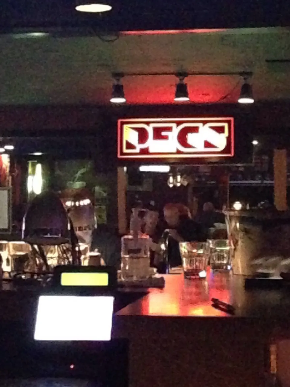 Pecs Bar