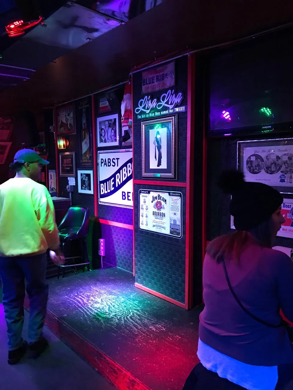 Bob and Barbara's Lounge