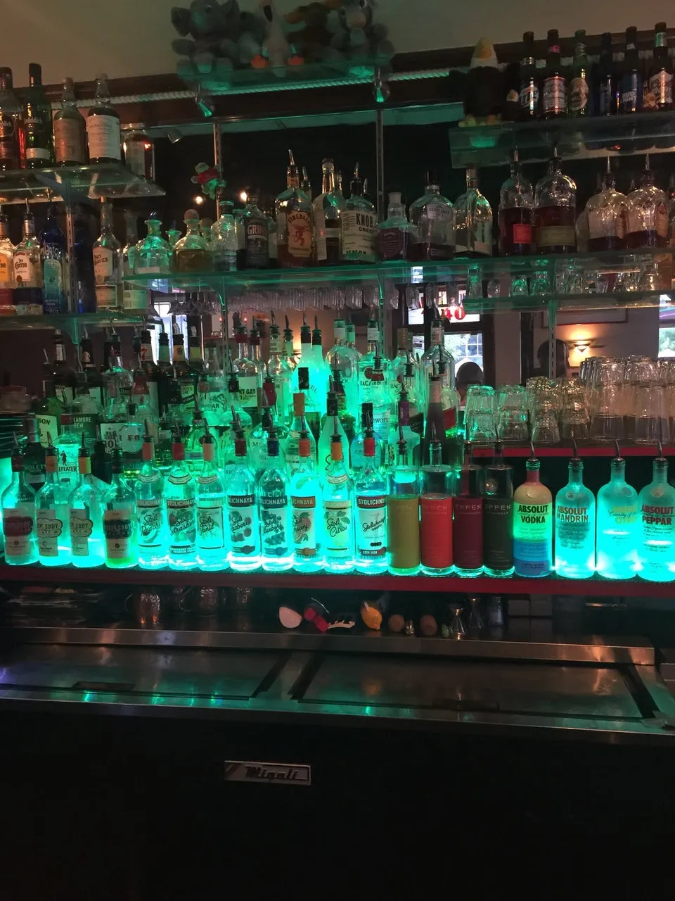 Larry's Lounge