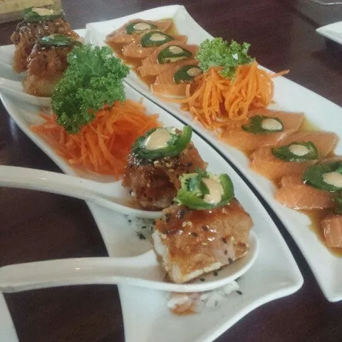 Thai Me Up  Formerly: Galanga Thai Kitchen & Sushi Bar