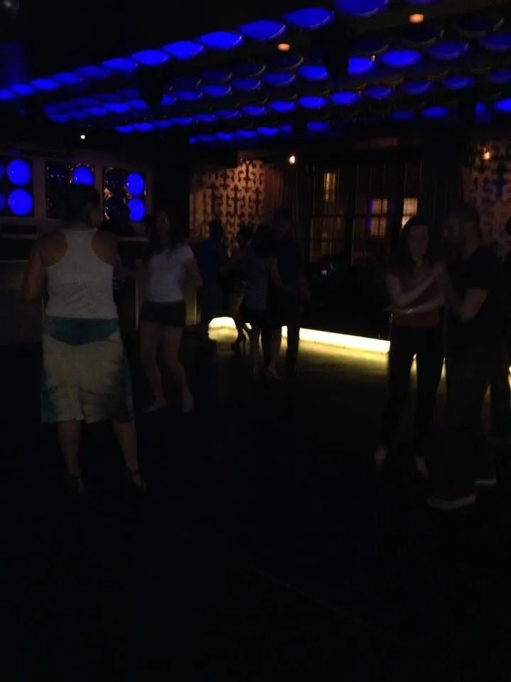 One Restaurant & Lounge