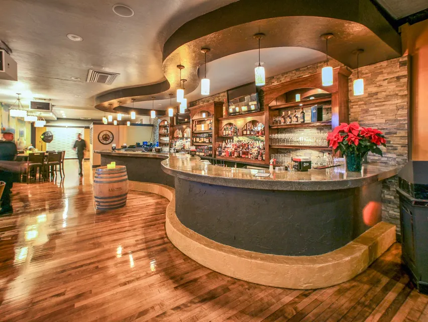 Tavolo Wine Bar & Tuscan Grille  Formerly: D. Carlo Trattoria