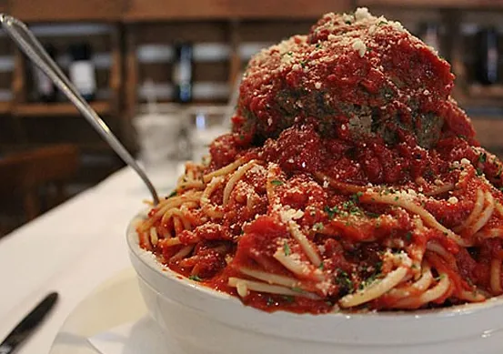 Mama’s On The Hill  Formerly: Mama Campisi's Ristorante