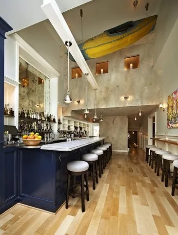 Hank's Oyster Bar