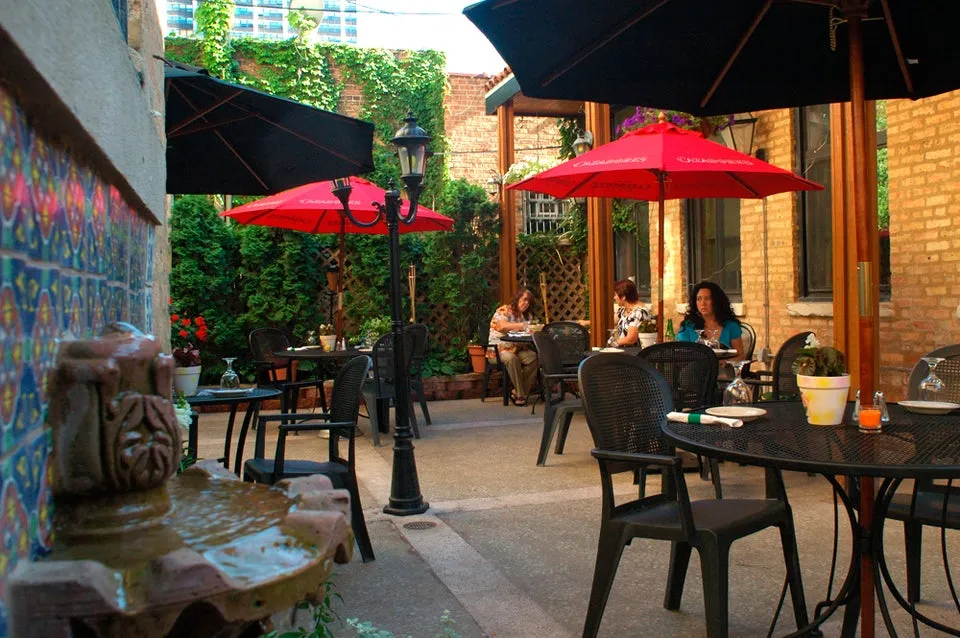 El Mariachi Tequila Bar & Grill