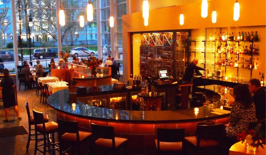 L'Etoile Restaurant
